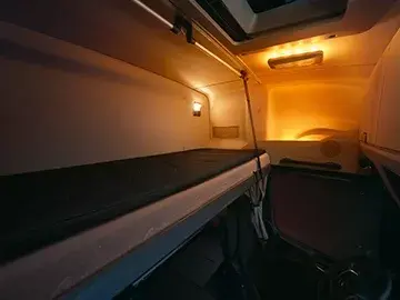 Mercedes Benz Actros Interior 02